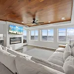 B5127 Bluewater Oceanfront 2 South