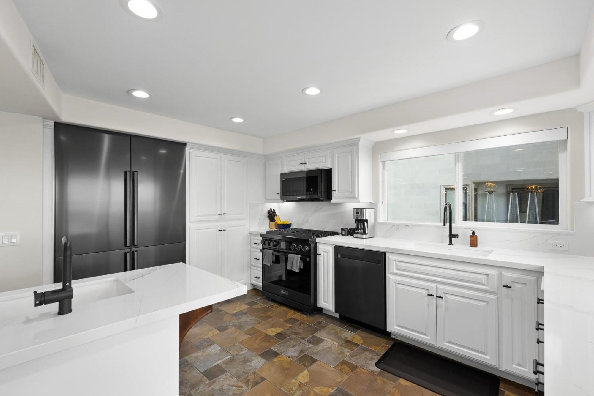 B5127 Bluewater Oceanfront 2 South Apartment San Diego