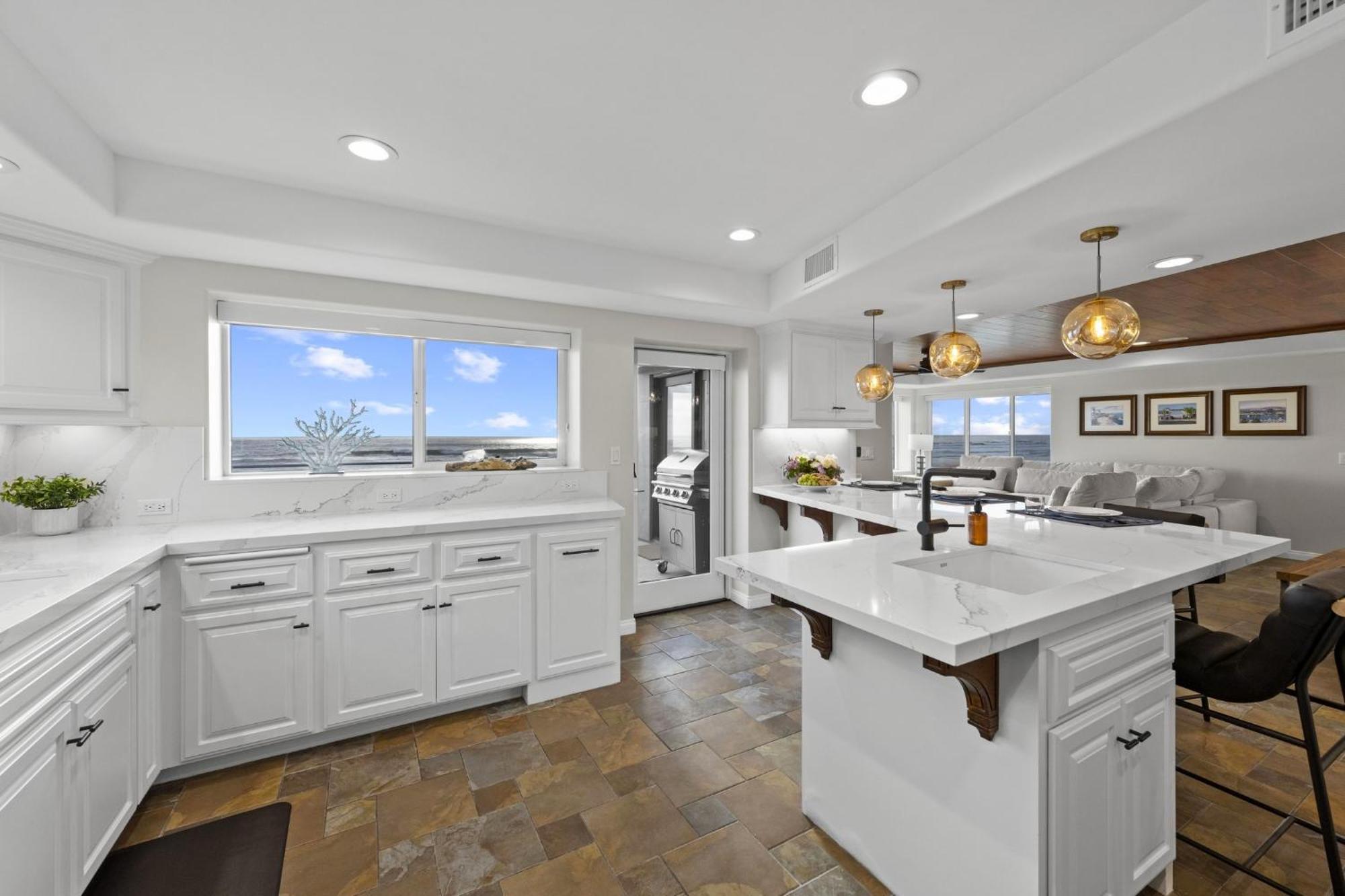 Apartment B5127 Bluewater Oceanfront 2 South *