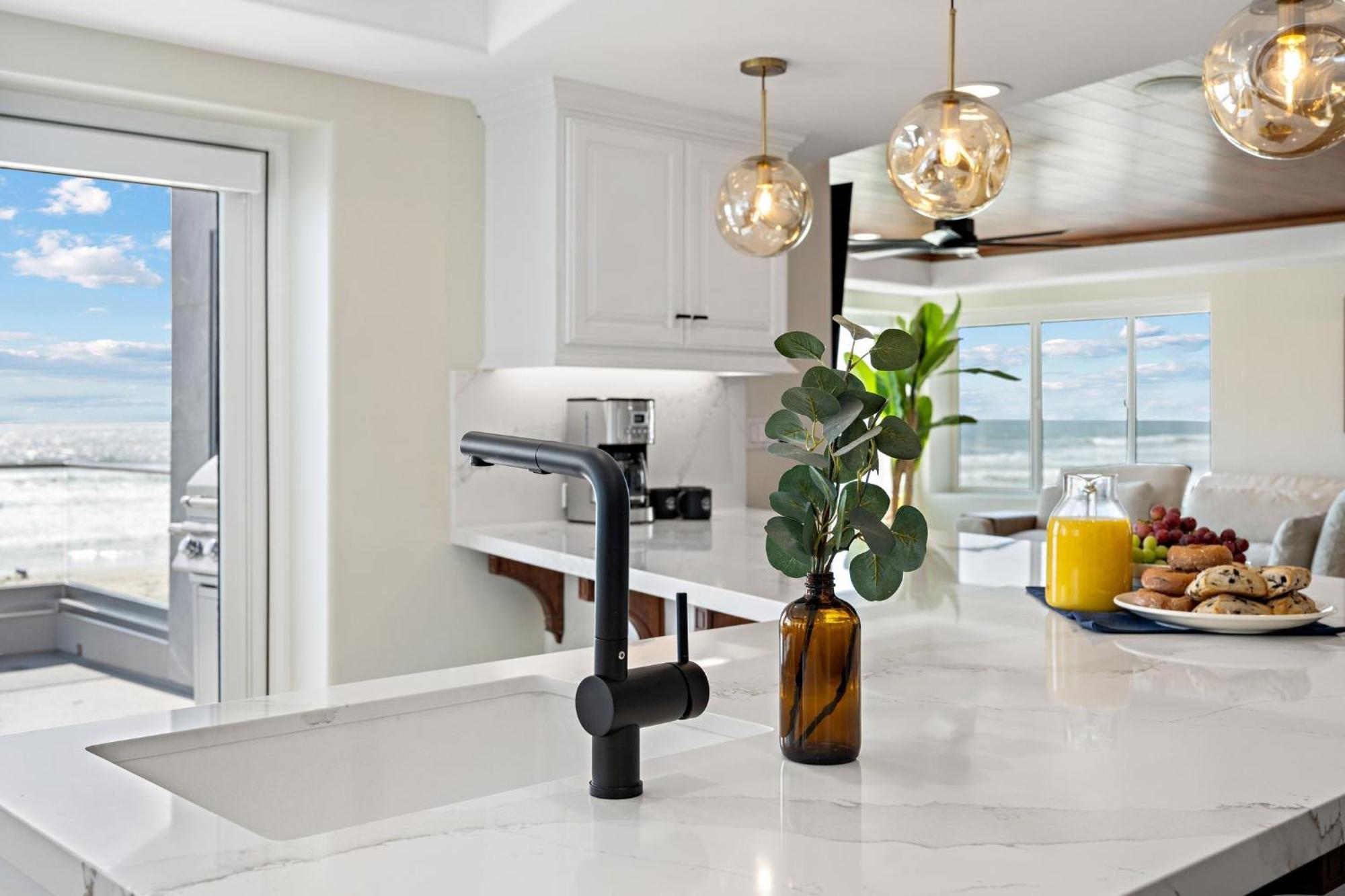 B5127 Bluewater Oceanfront 2 South Apartment