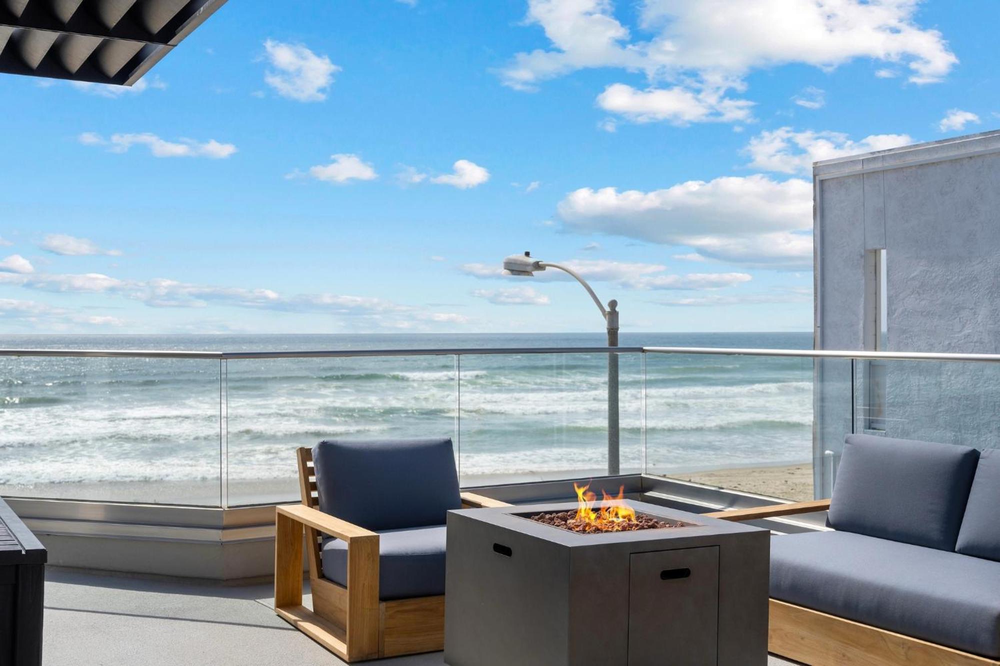 Apartment B5127 Bluewater Oceanfront 2 South San Diego